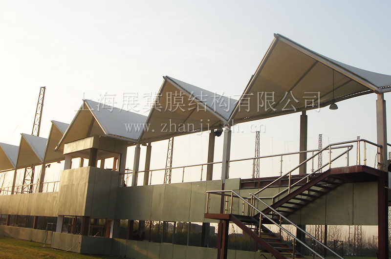 上海安亭高尔夫击球台膜结构