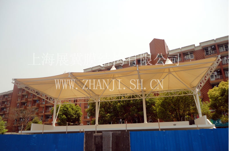 上海理工大学看台膜结构