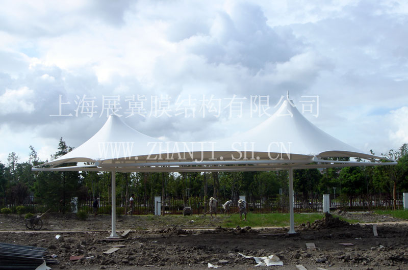 上海意发半导体研发大楼膜结构景观