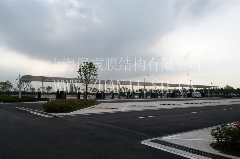 上海迪士尼P4膜结构停车场