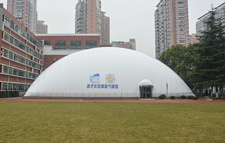 上海首座“气膜体育馆”落户进才实验中学