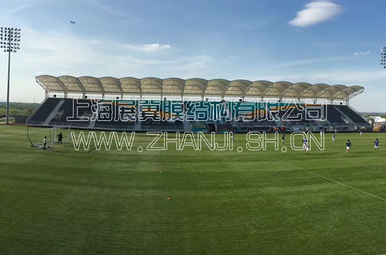 美国德克萨斯体育看台膜结构