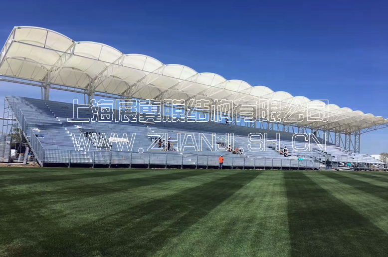 美国德克萨斯体育看台膜结构
