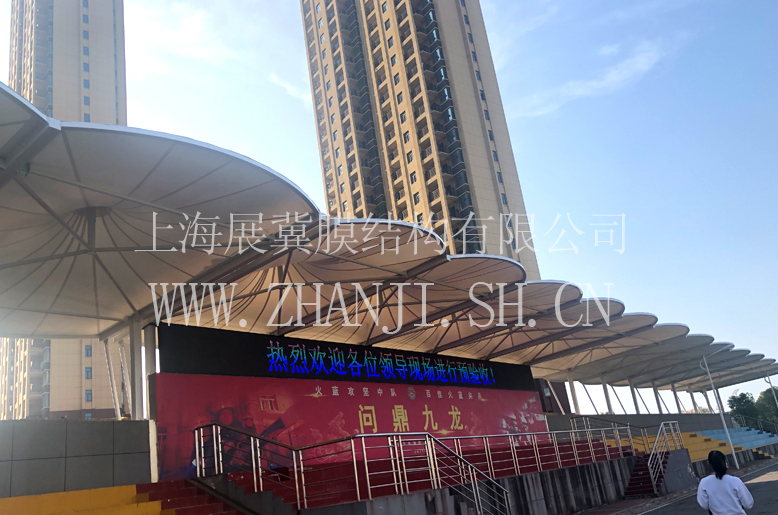 湖北武汉光谷特勤消防体育场看台工程