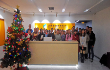 叮咚|您有一份上海展冀圣诞礼物待领取