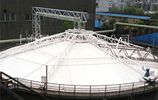 反吊膜结构与污水池玻璃钢盖板的区别